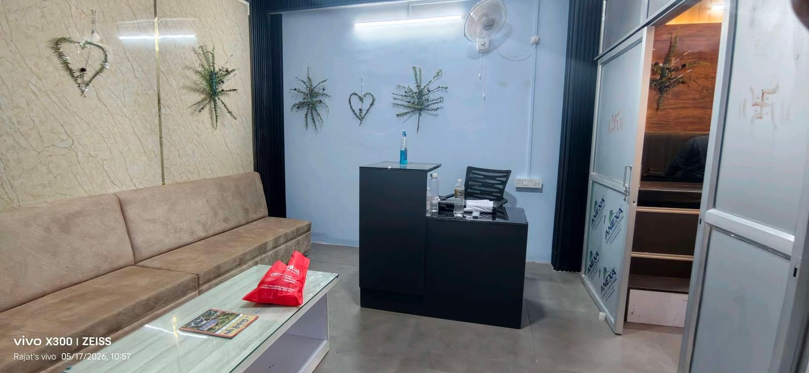Welcoming reception area at Kashyap Clinic Kanpur